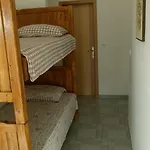 14465b Apartman *